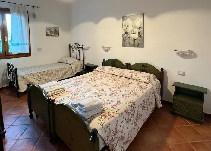 ベッド・アンド・ブレックファスト Il Glicine 3*