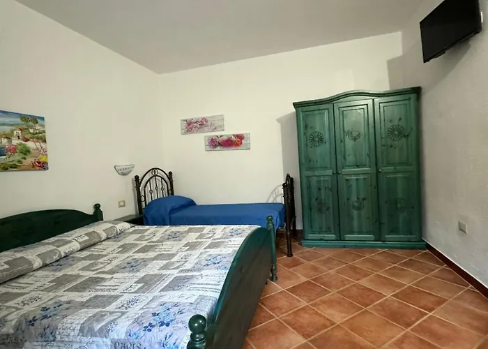 Il Glicine ベッド・アンド・ブレックファスト 3*